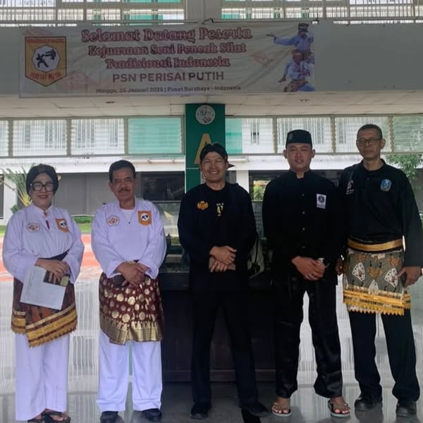 PSH Surabaya Raih Prestasi di Kejuaraan Seni Pencak Silat Tradisional Indonesia 1 PSH Surabaya Raih Prestasi di Kejuaraan Seni Pencak Silat Tradisional Indonesia 1