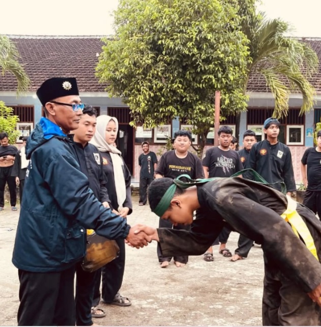 UKT Gresik-01